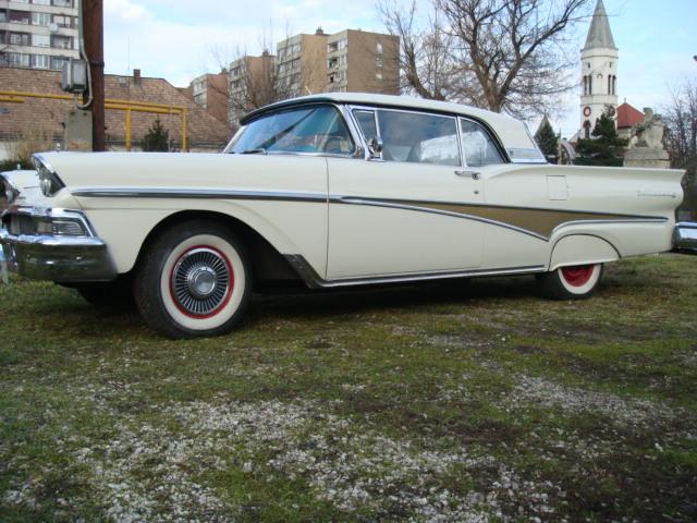 eladoamerikaiautok209.jpg